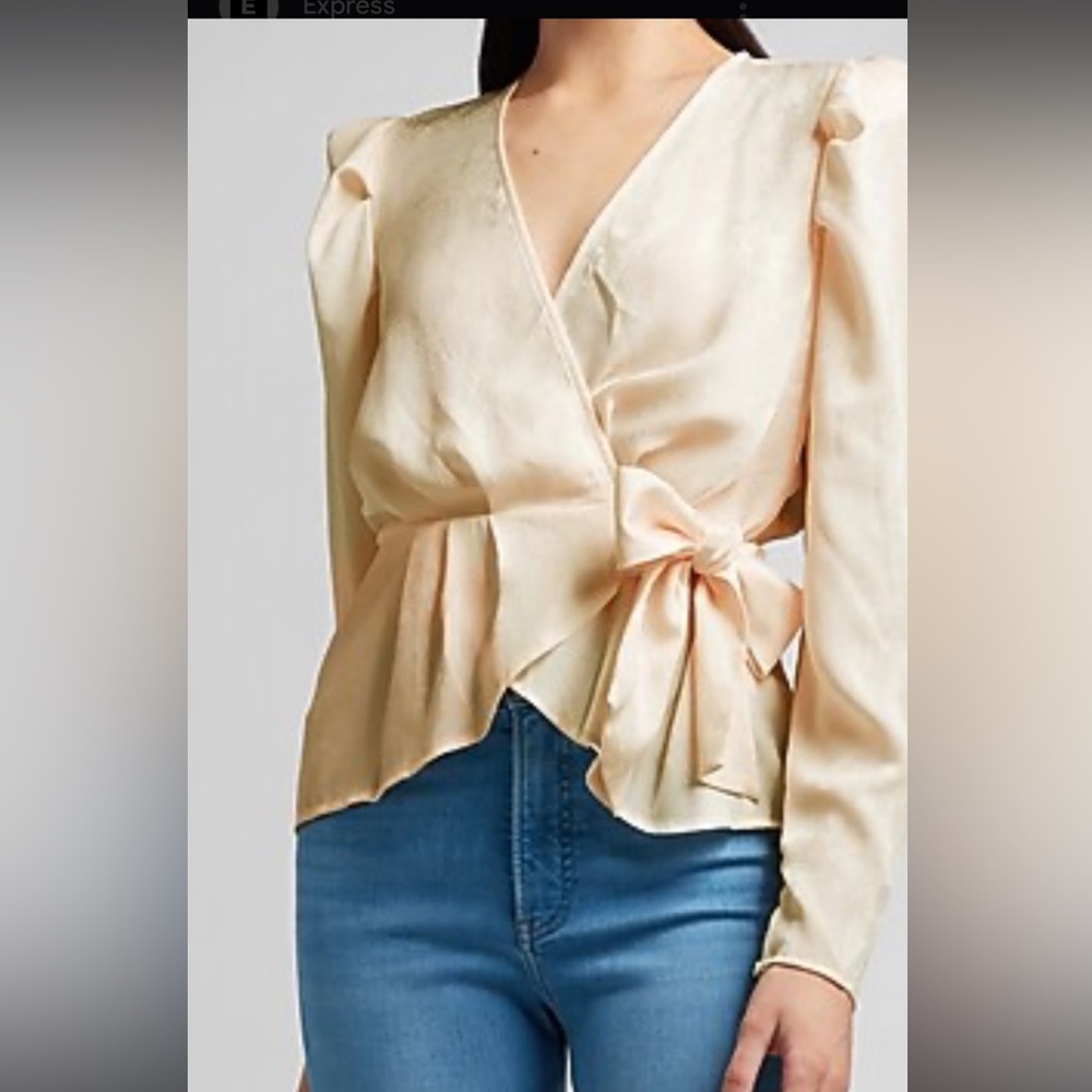 Express top! NWT